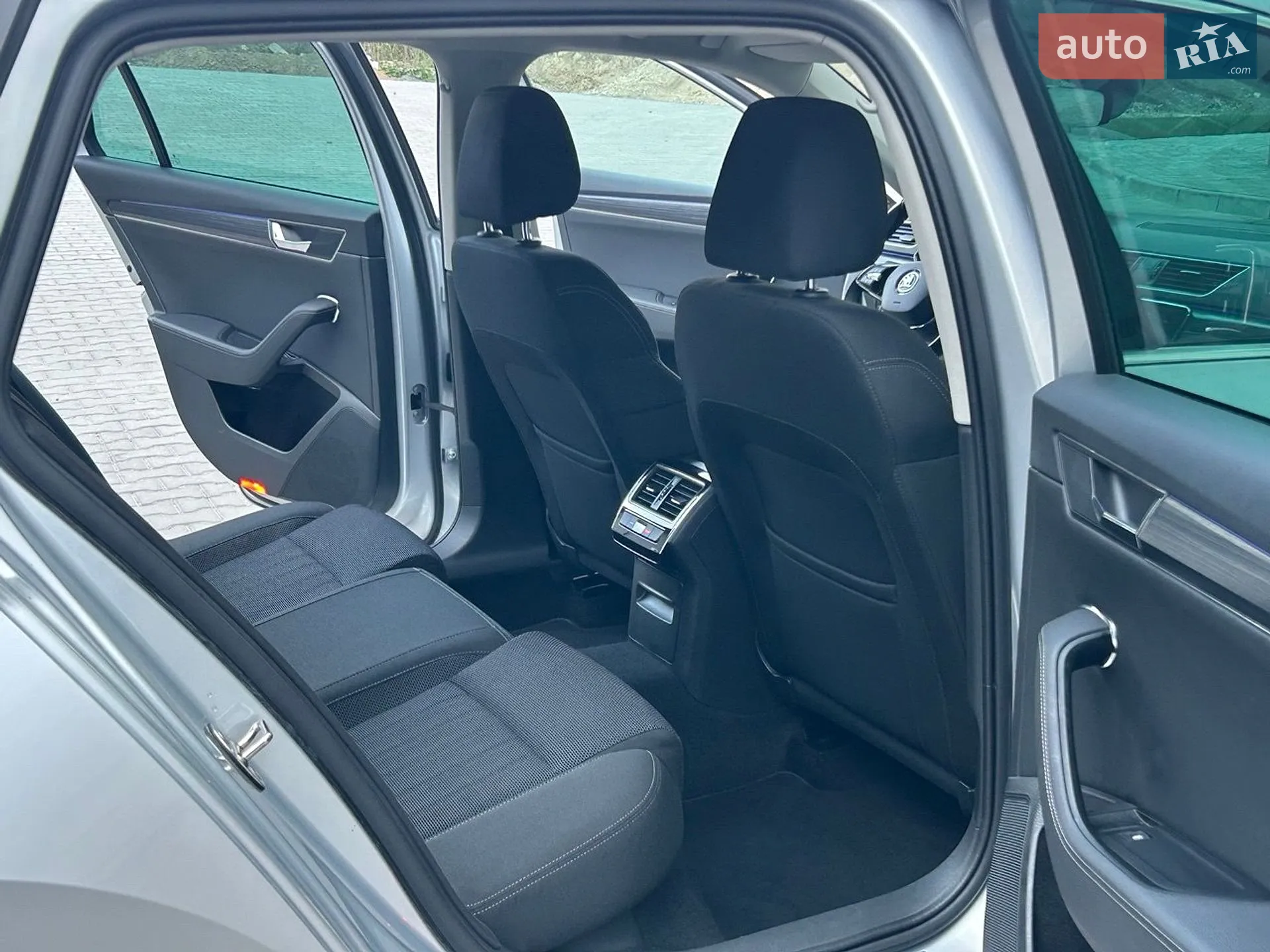 2020 Skoda Superb - мініатюра 38