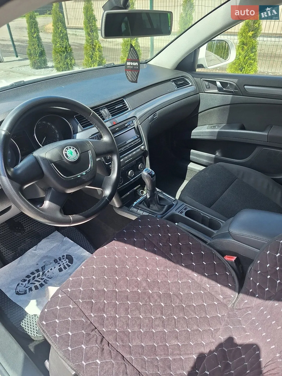 2011 Skoda Superb - мініатюра 22