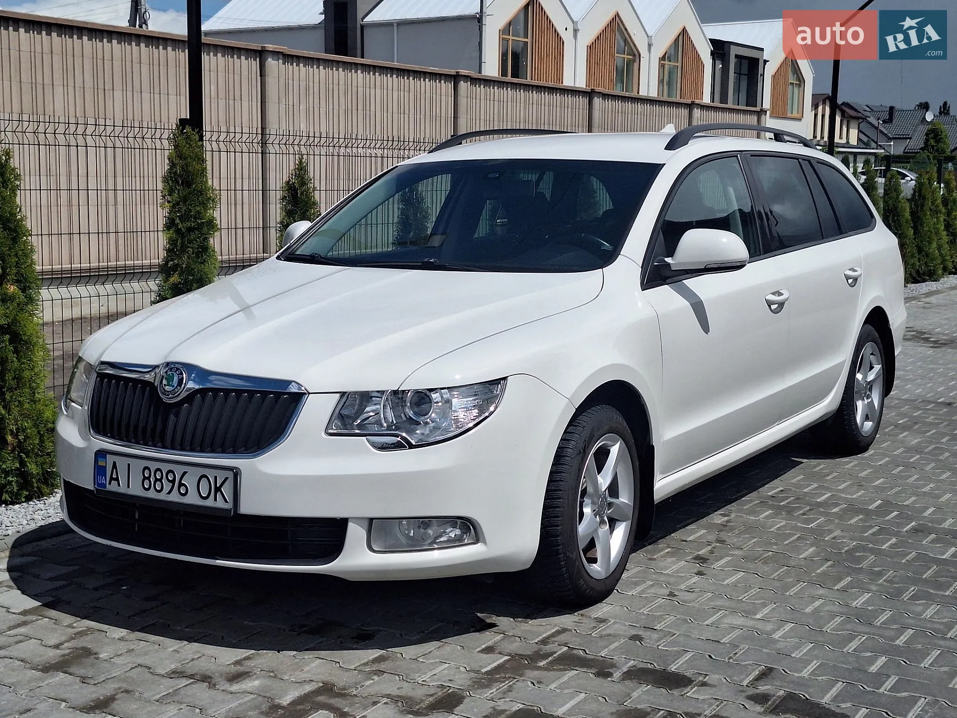 2011 Skoda Superb - мініатюра 13