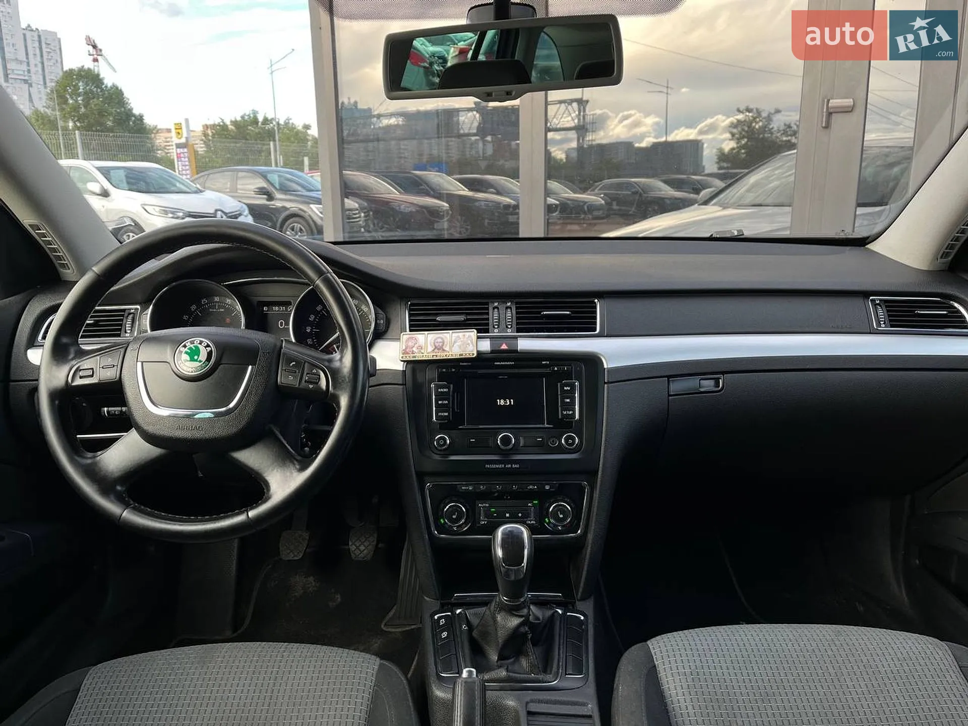 2011 Skoda Superb - мініатюра 13