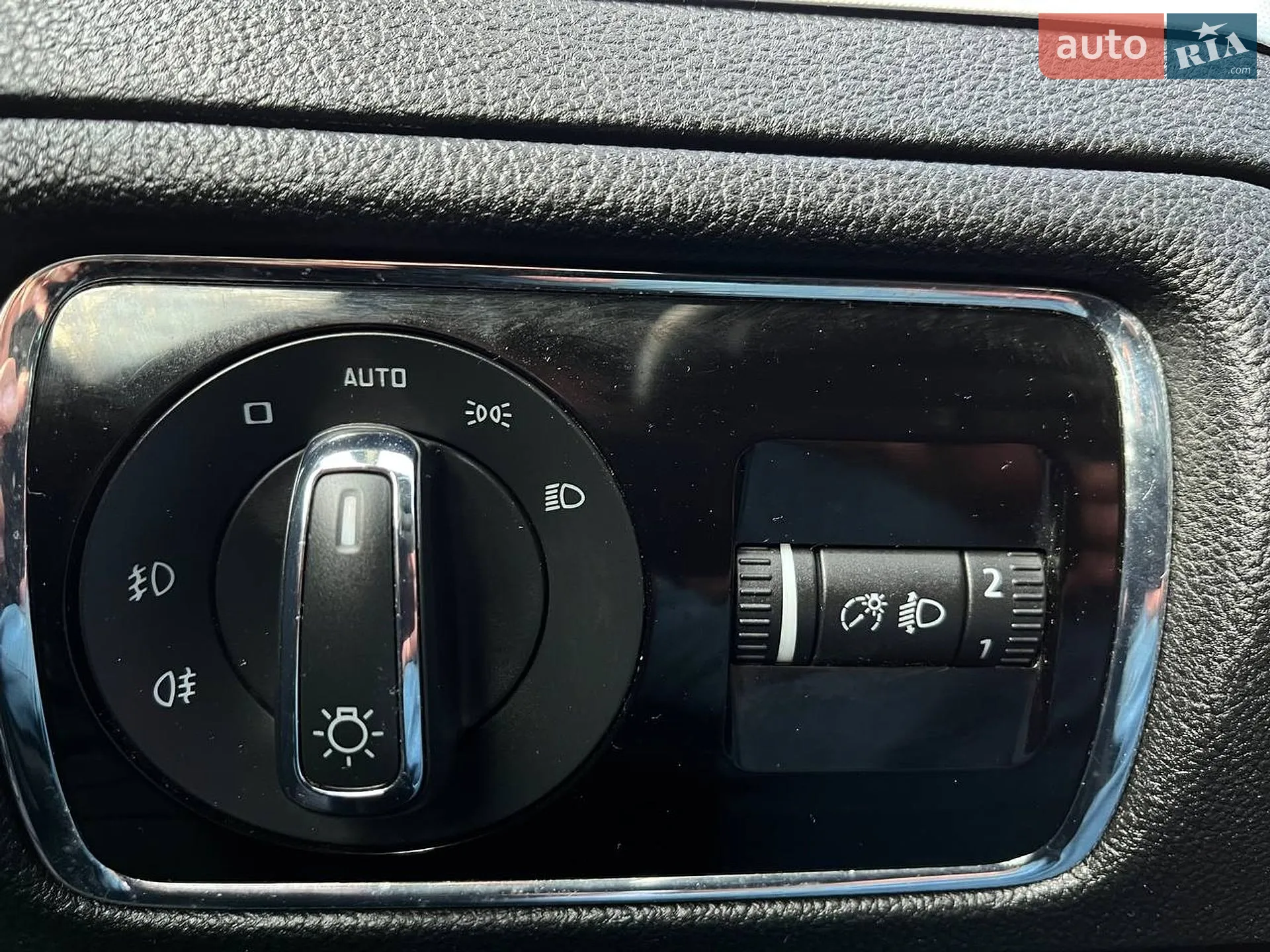 2011 Skoda Superb - мініатюра 17