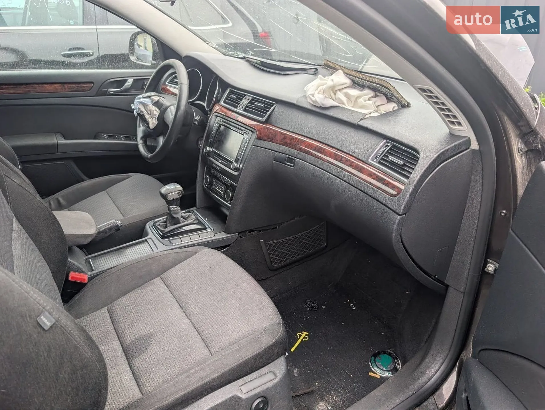 2012 Skoda Superb - мініатюра 4