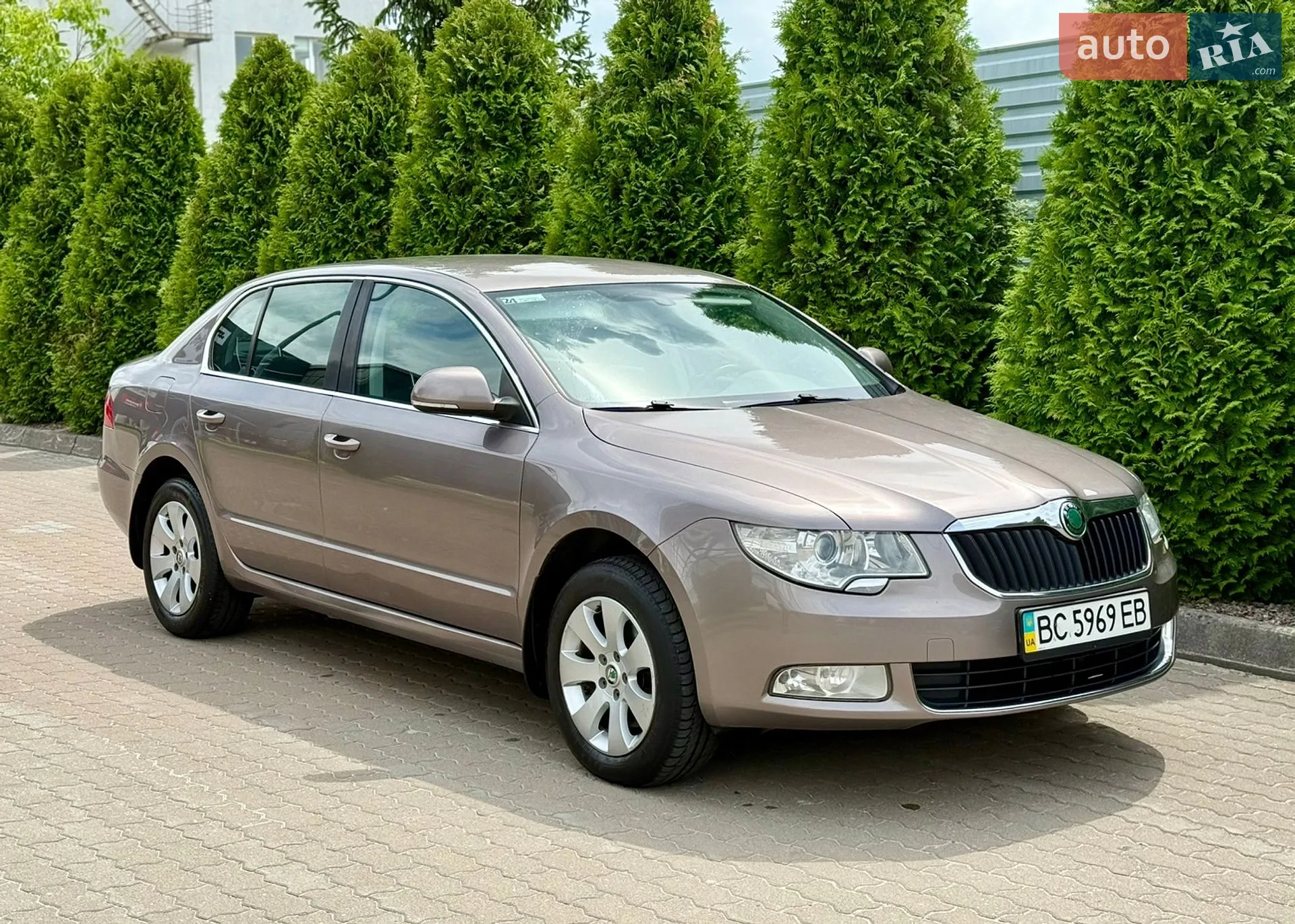2012 Skoda Superb - фото 1