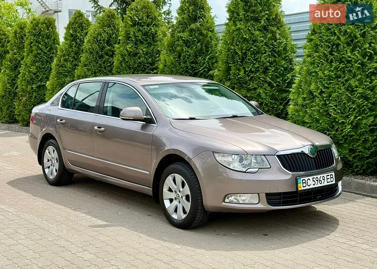 2011 Skoda Superb - мініатюра 21
