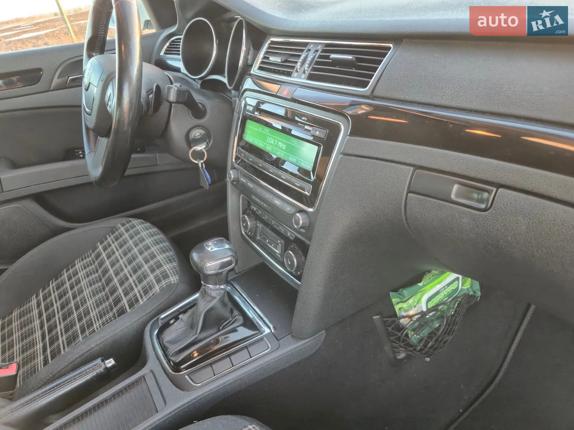 2012 Skoda Superb - мініатюра 3