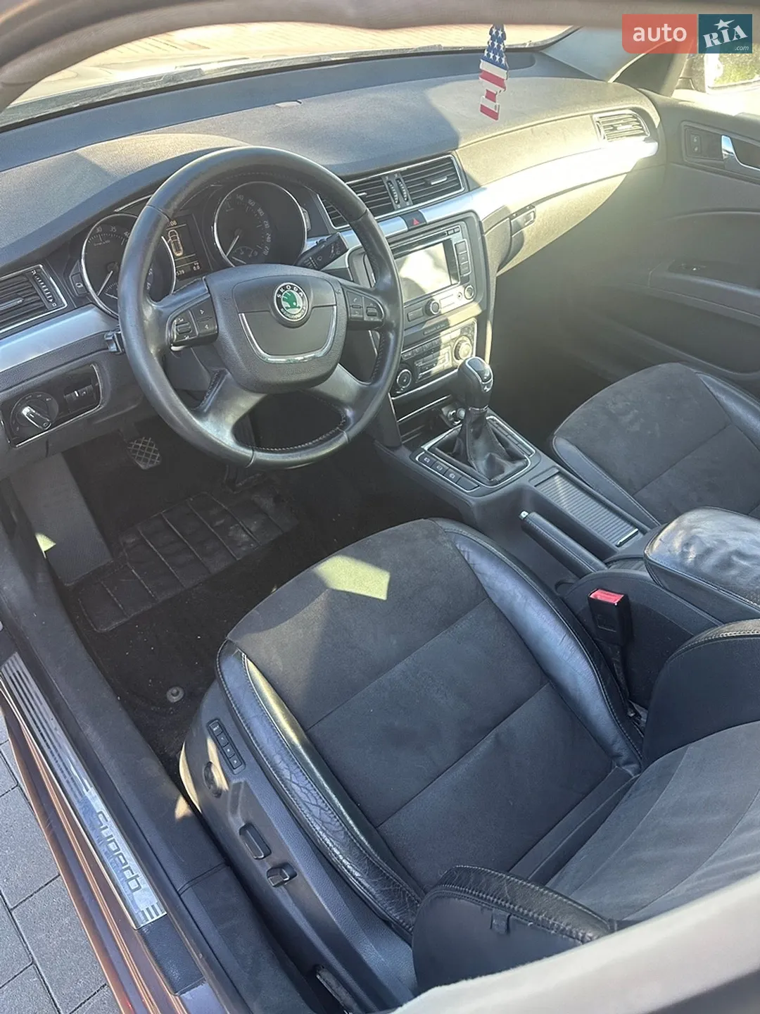 2012 Skoda Superb - мініатюра 5