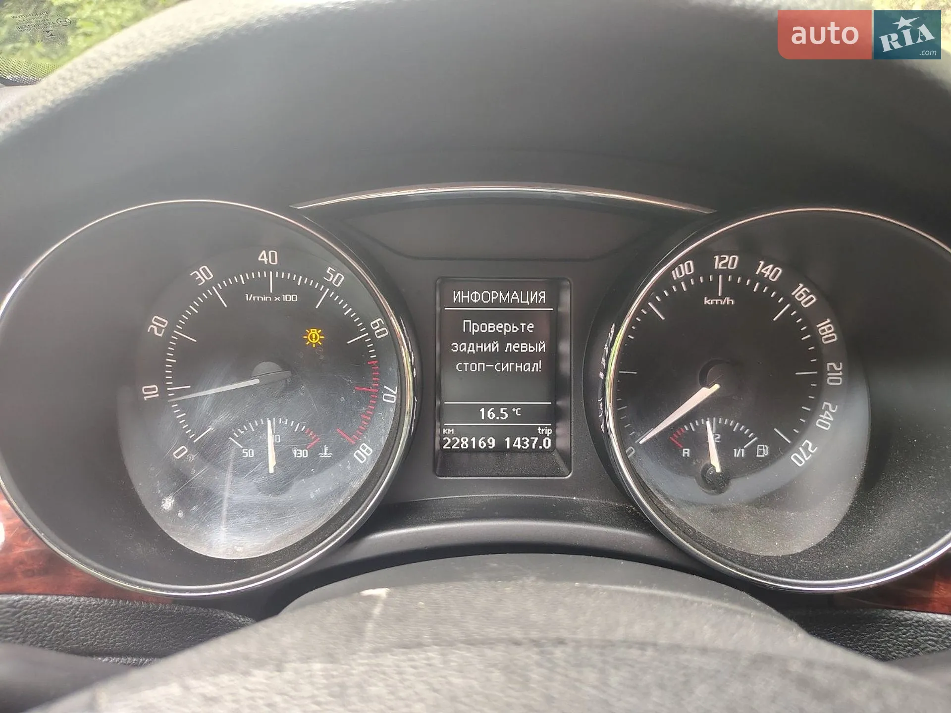 2011 Skoda Superb - мініатюра 9