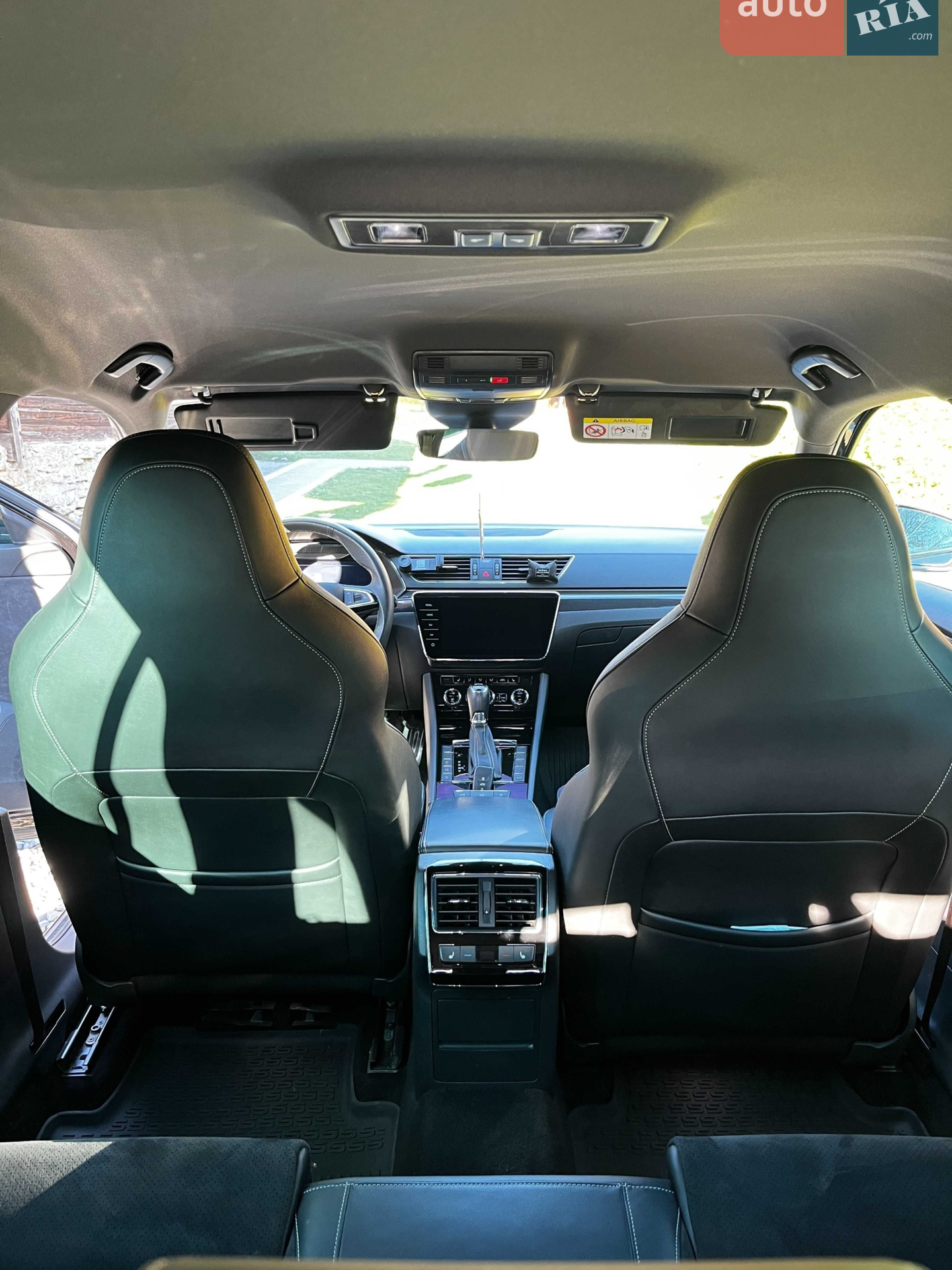 2019 Skoda Superb - мініатюра 9