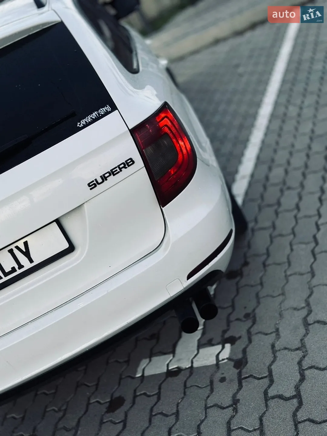 2011 Skoda Superb - мініатюра 5