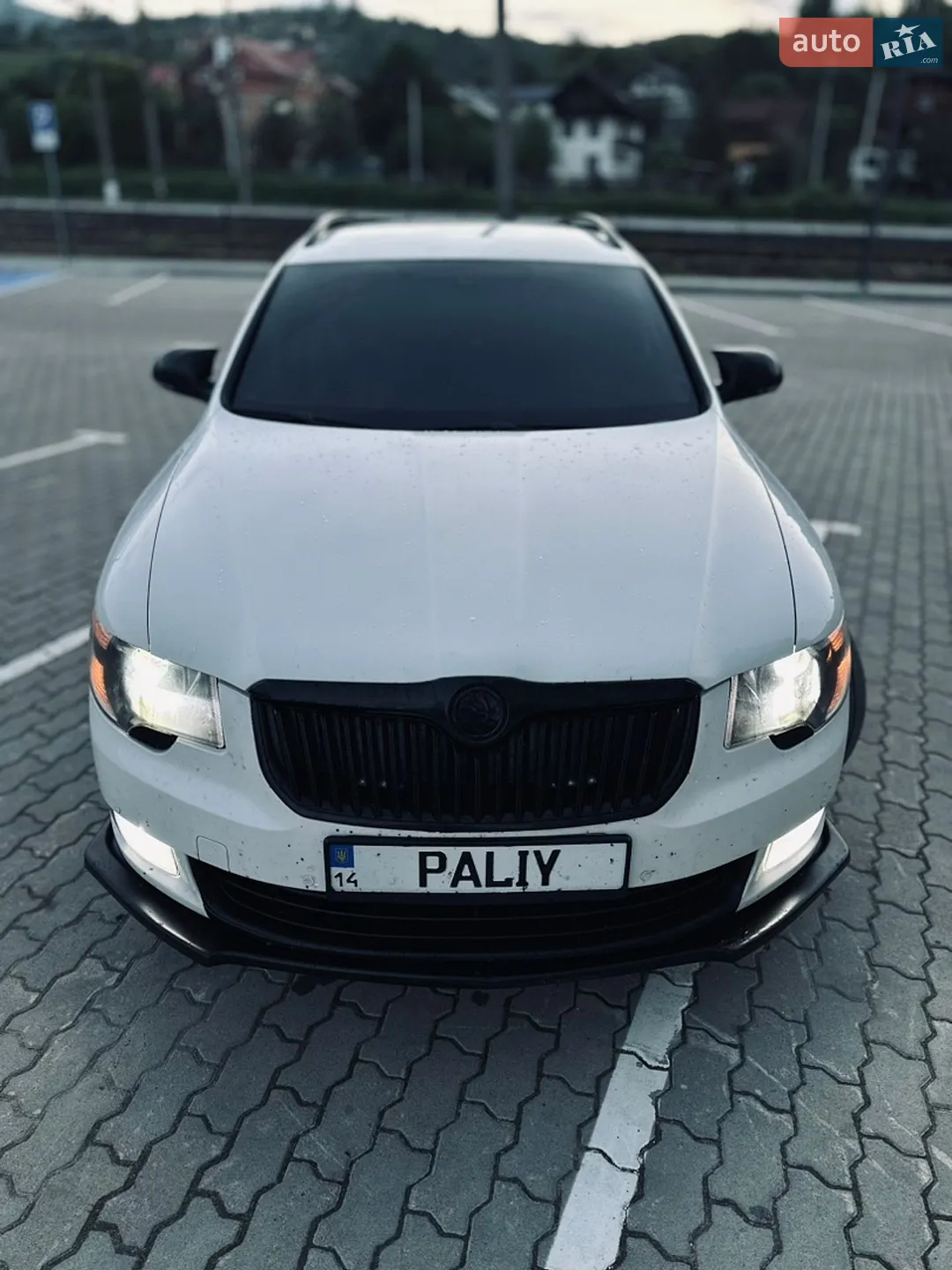 2011 Skoda Superb - мініатюра 9