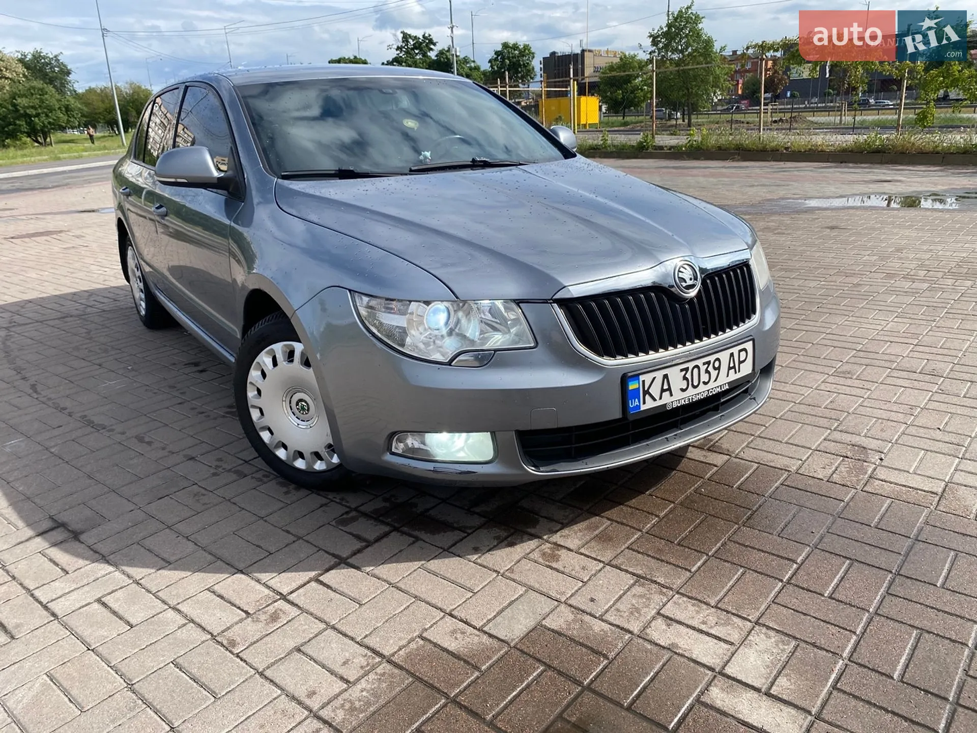 2011 Skoda Superb - мініатюра 4