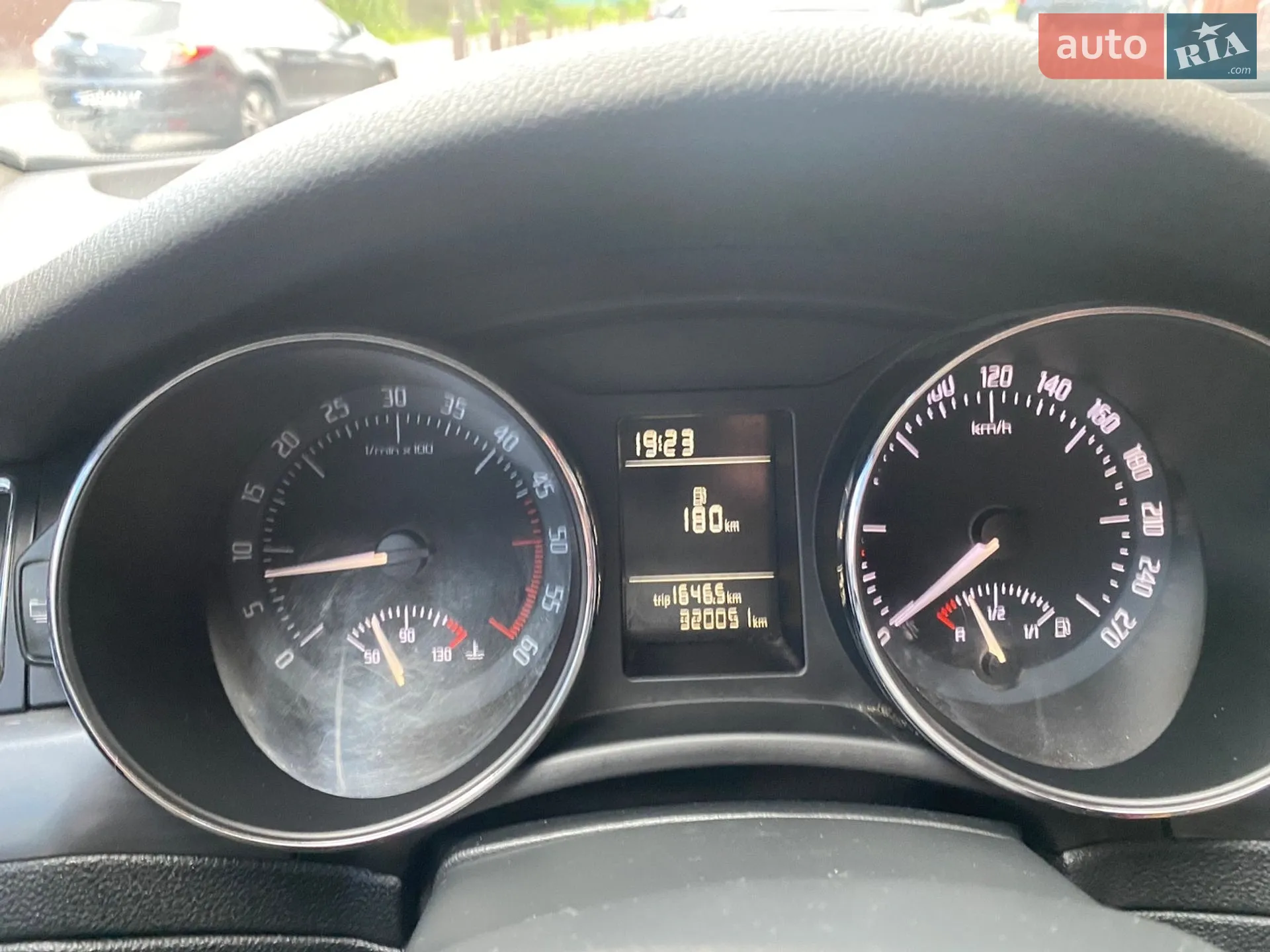 2011 Skoda Superb - мініатюра 17