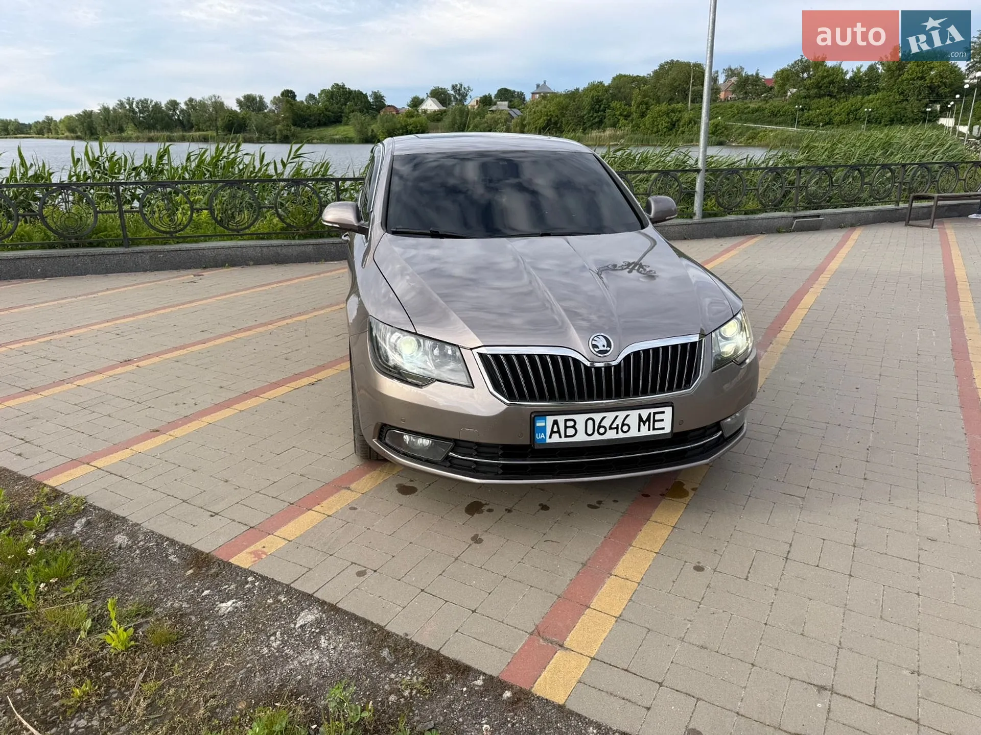2013 Skoda Superb - мініатюра 3