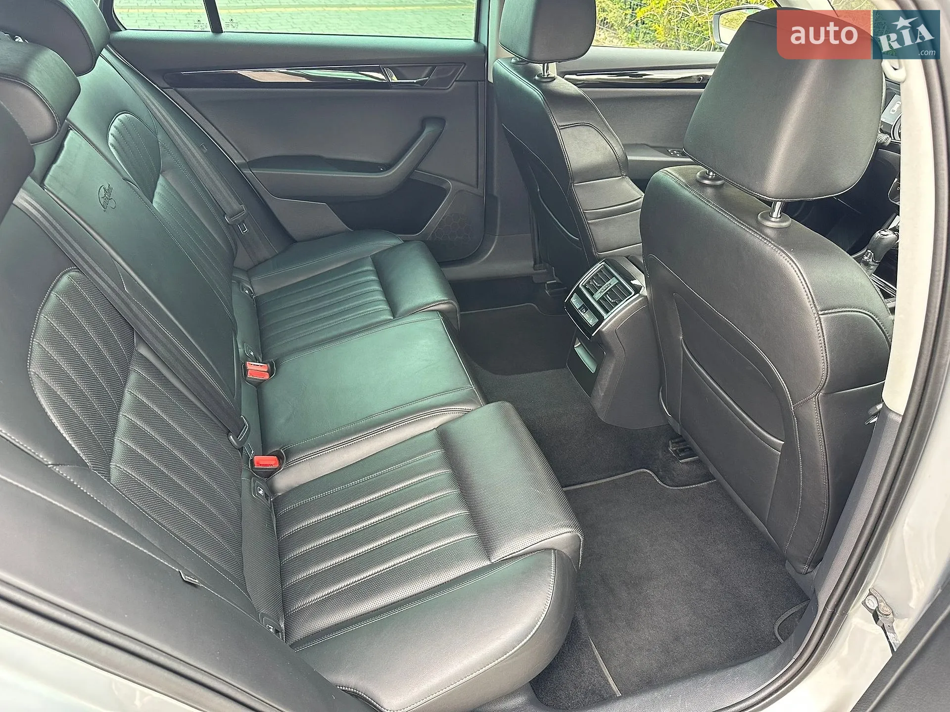 2018 Skoda Superb - мініатюра 48