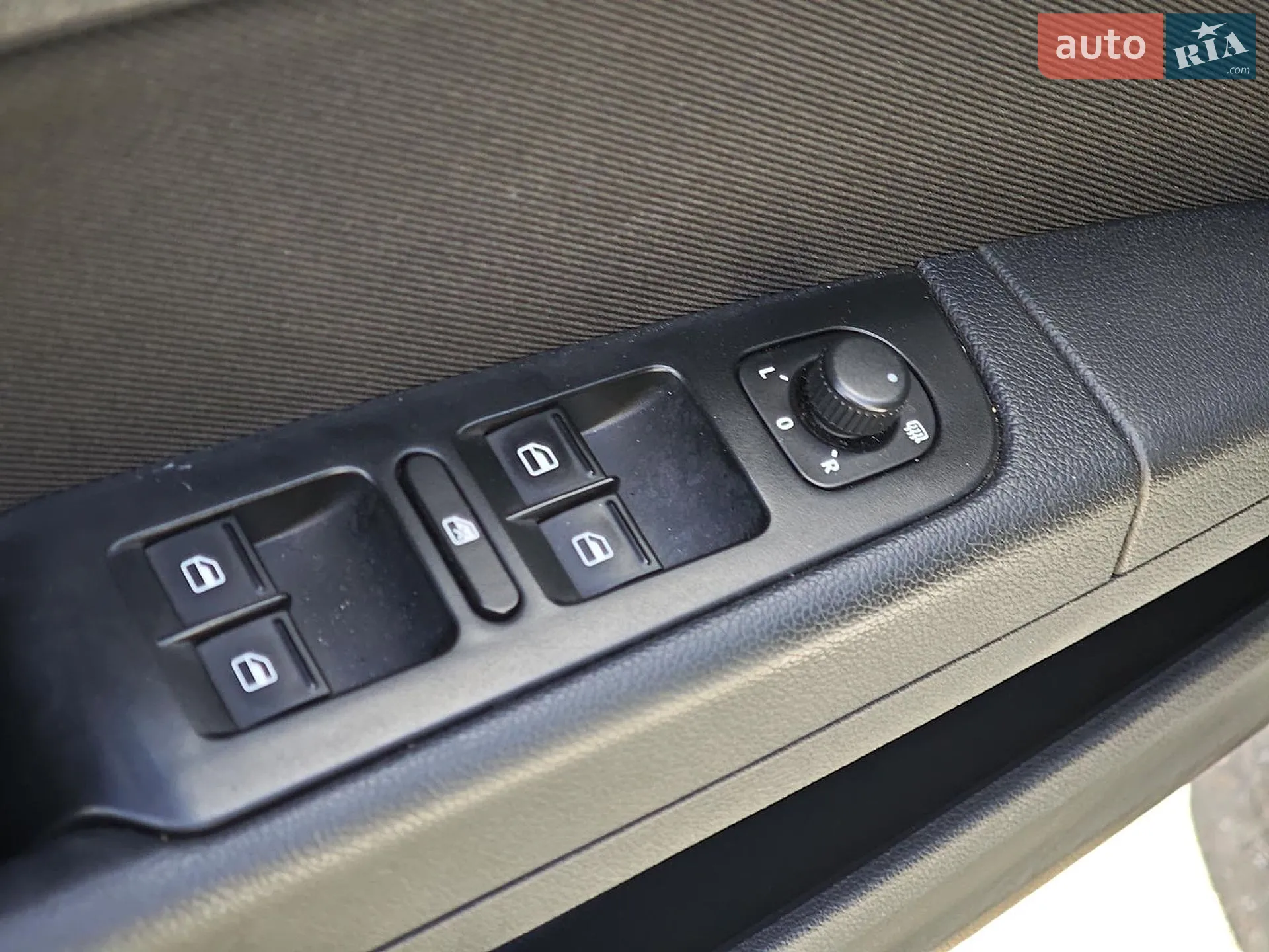 2013 Skoda Superb - мініатюра 23