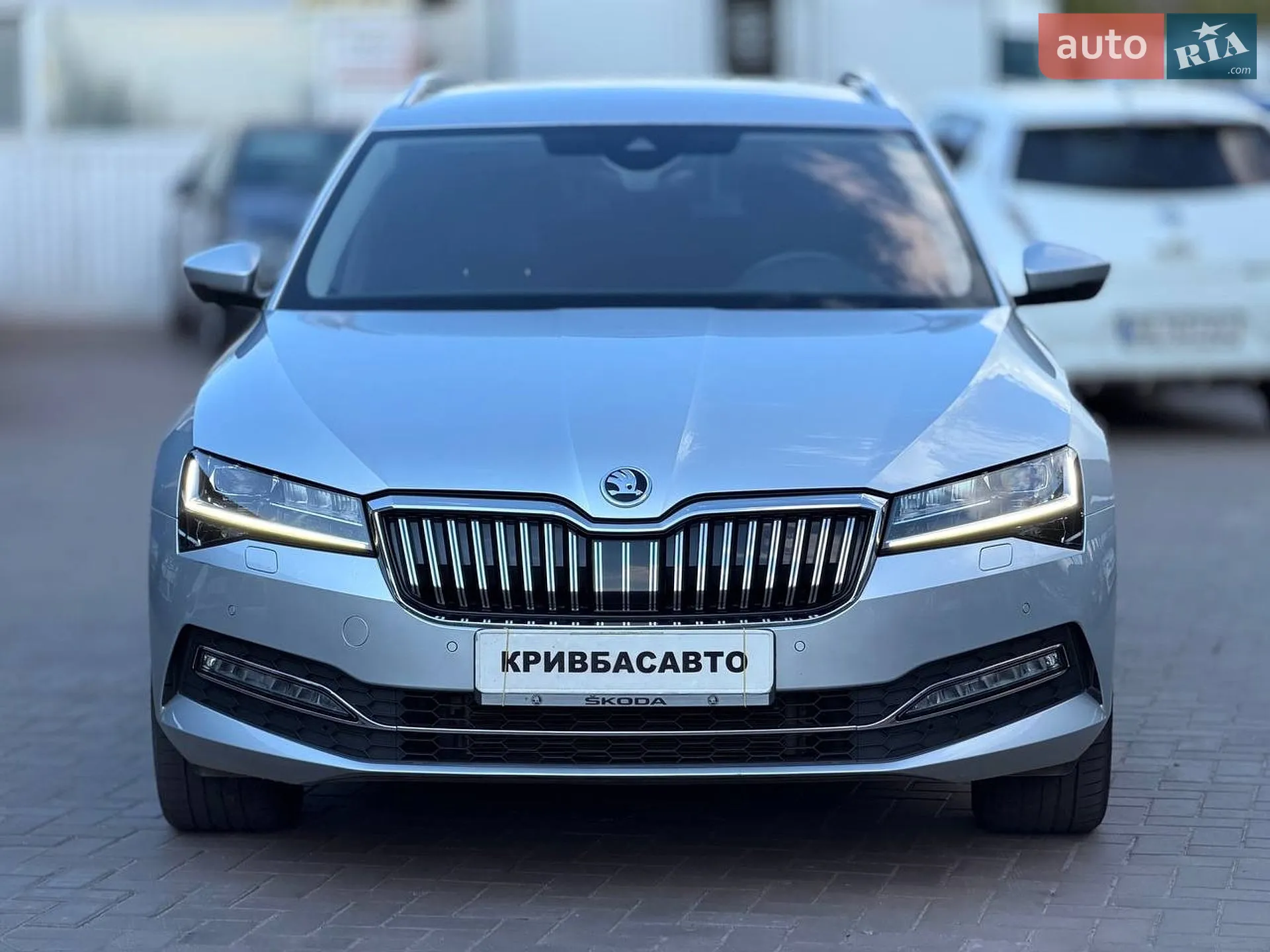2020 Skoda Superb - мініатюра 3