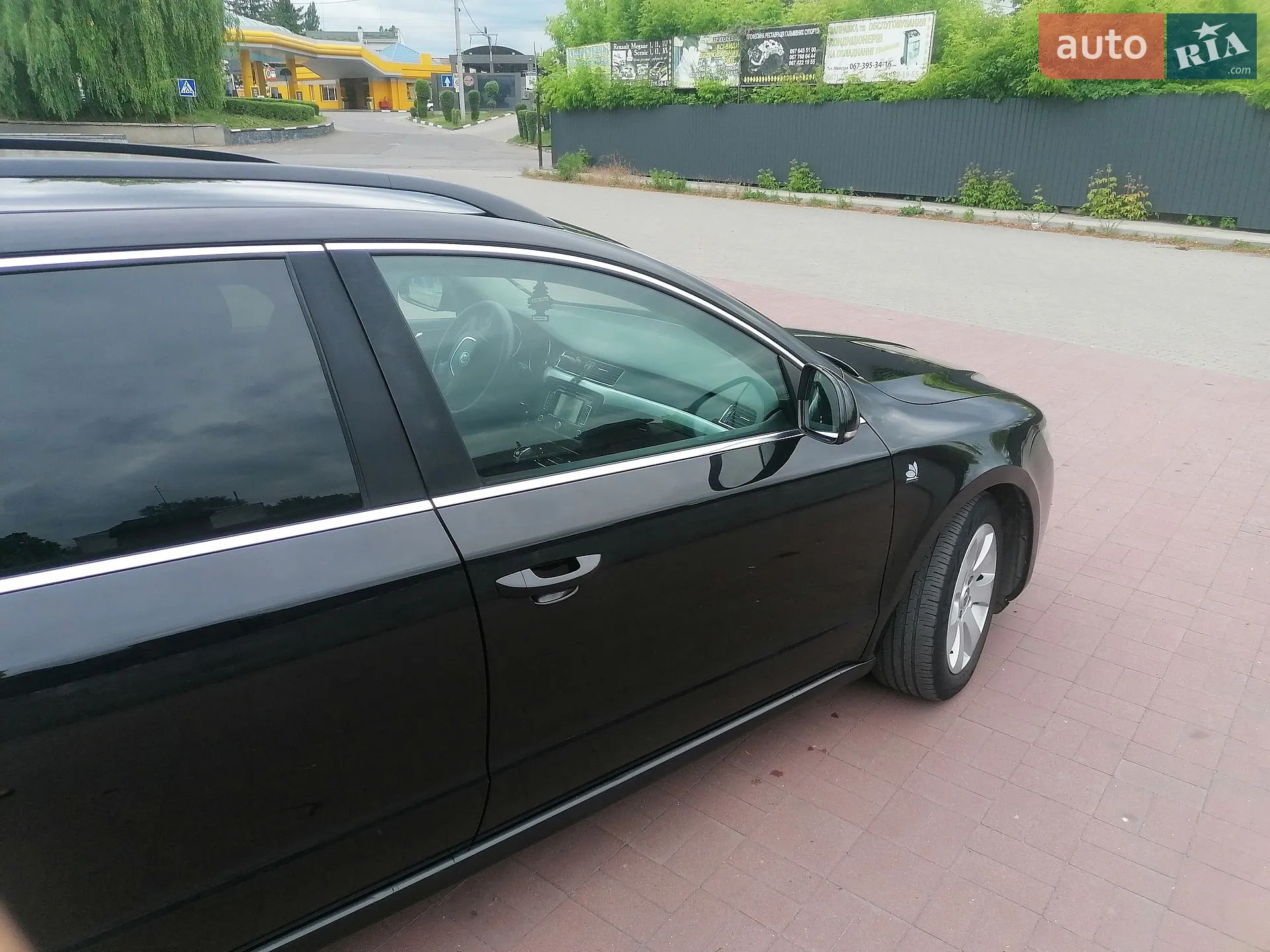 2011 Skoda Superb - мініатюра 23