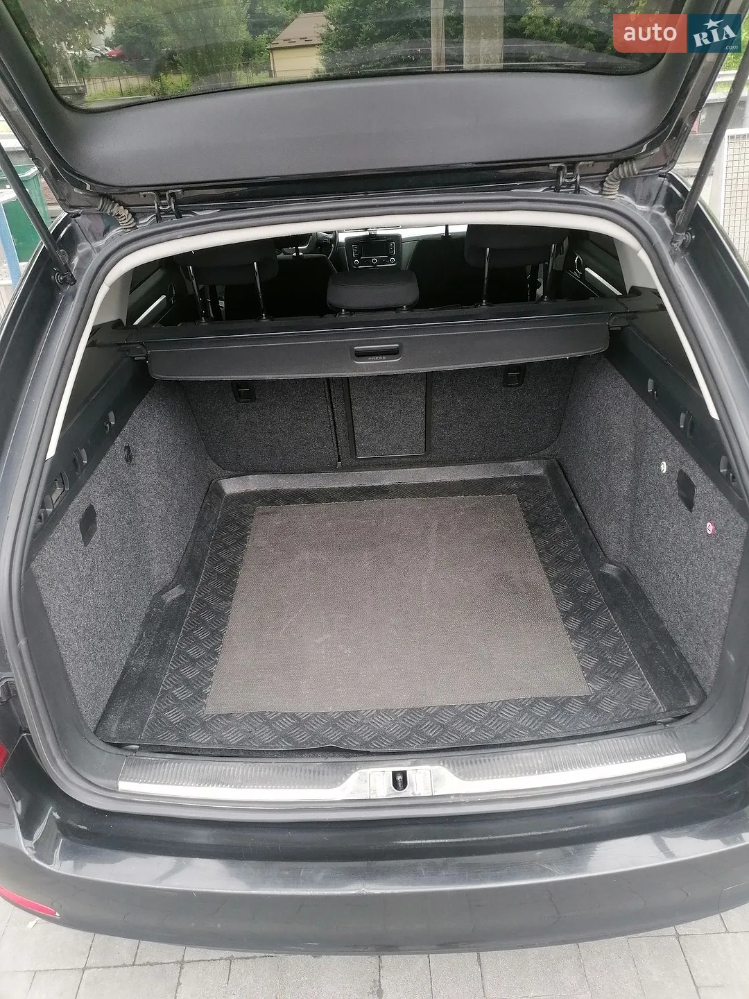 2011 Skoda Superb - мініатюра 28