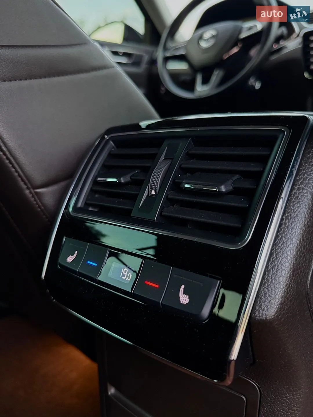 2019 Skoda Superb - мініатюра 45