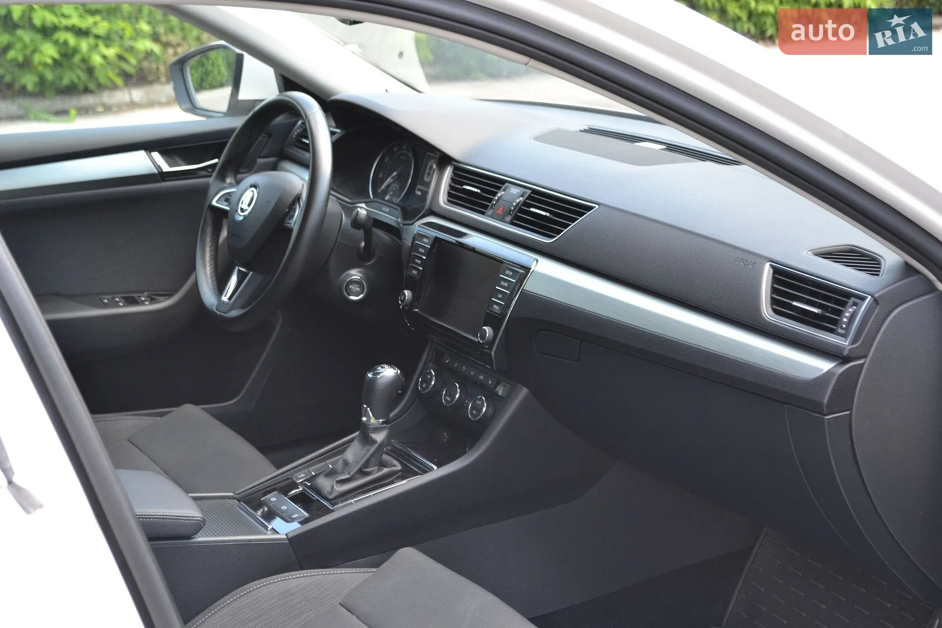2016 Skoda Superb - мініатюра 16