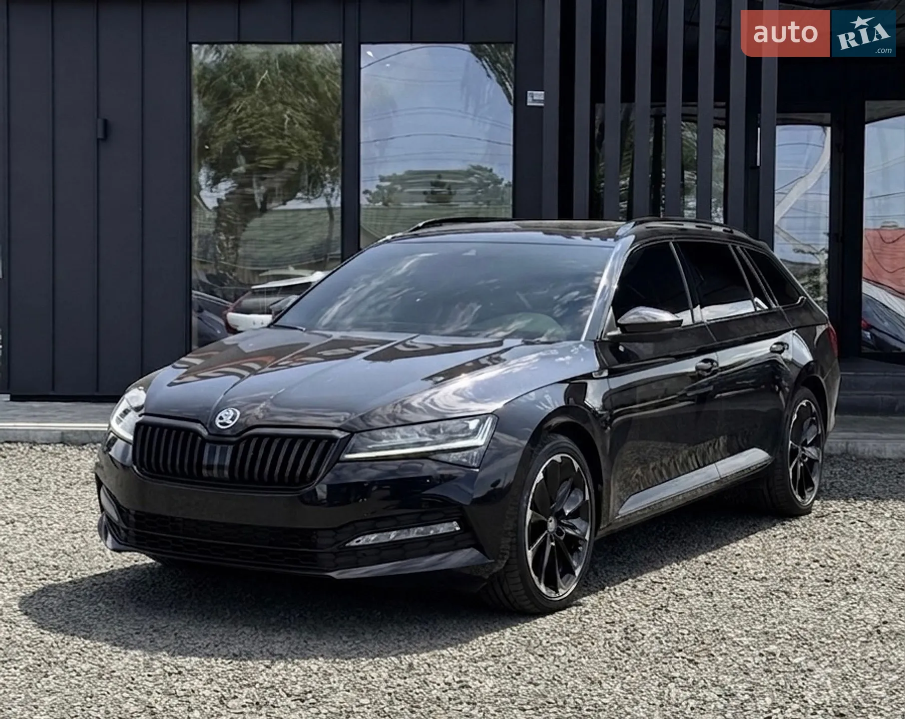 2021 Skoda Superb - фото 1