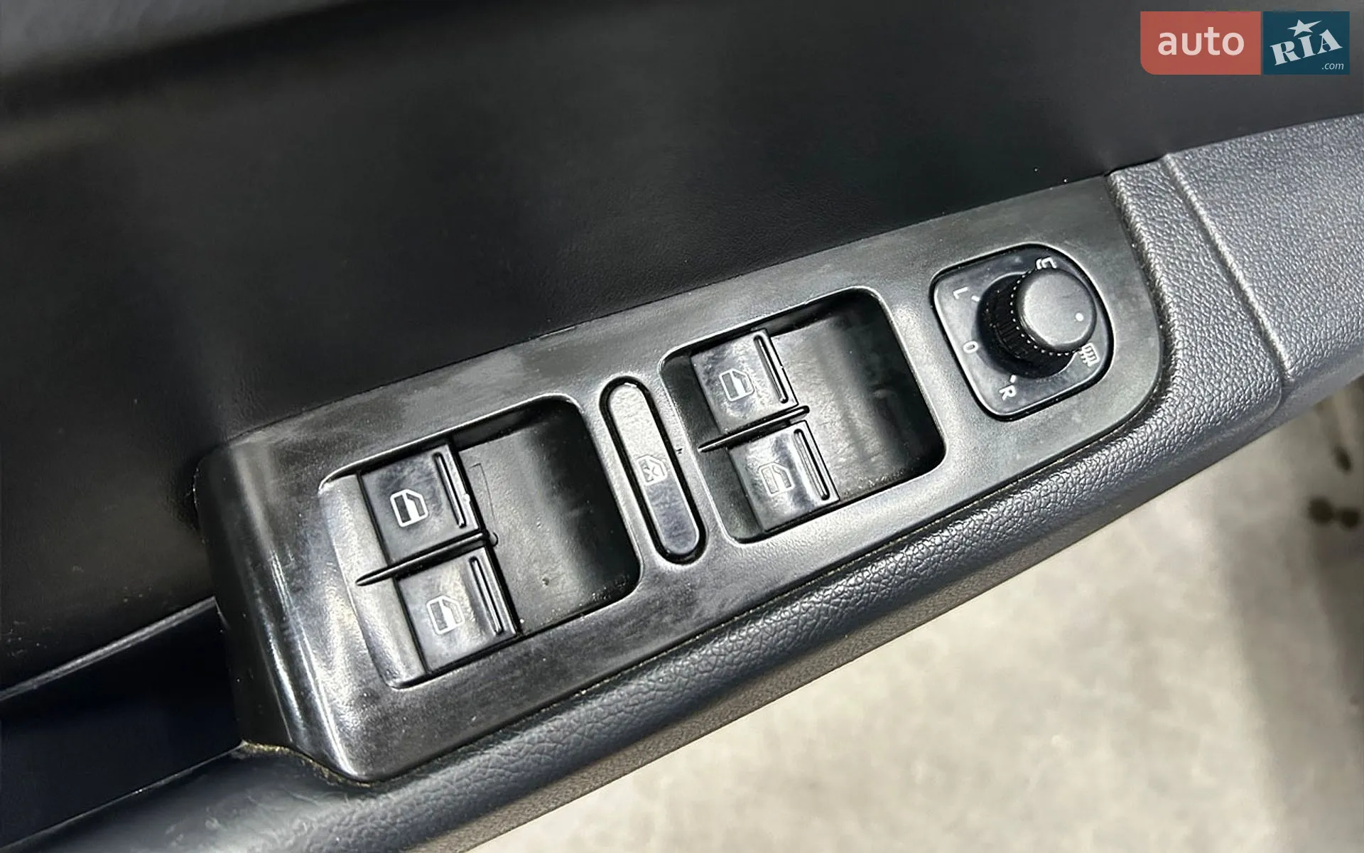 2011 Skoda Superb - мініатюра 15
