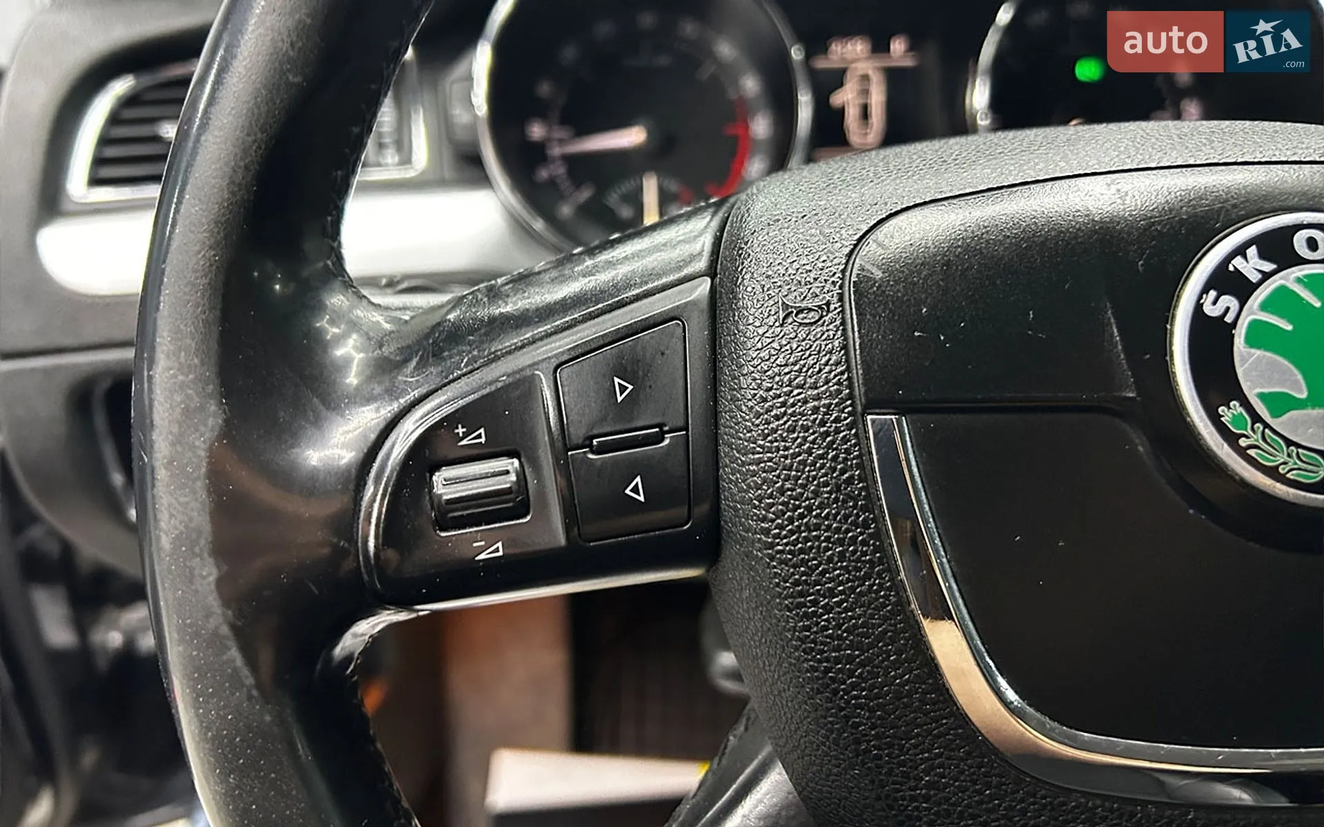 2011 Skoda Superb - мініатюра 20