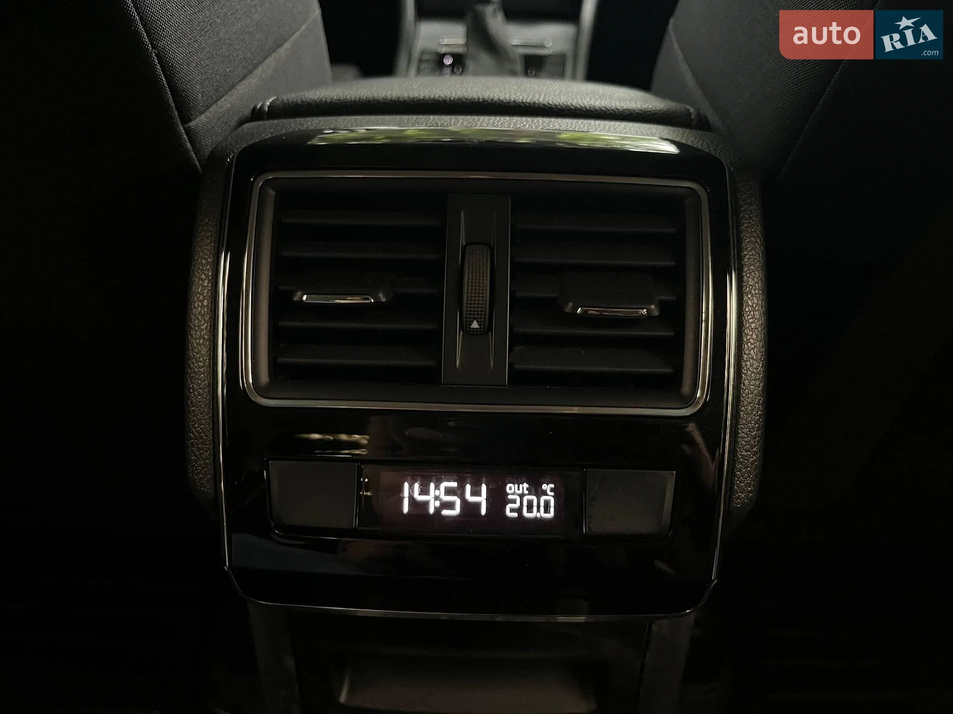 2019 Skoda Superb - мініатюра 26