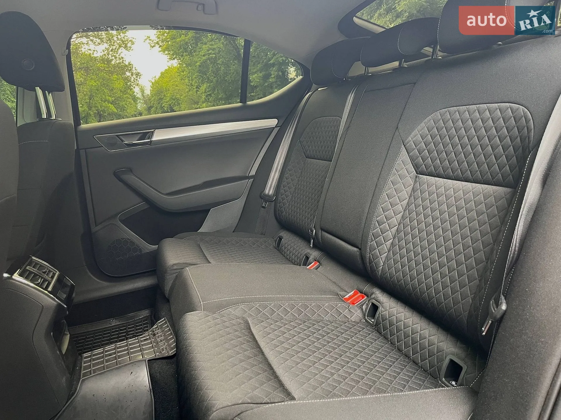 2019 Skoda Superb - мініатюра 29