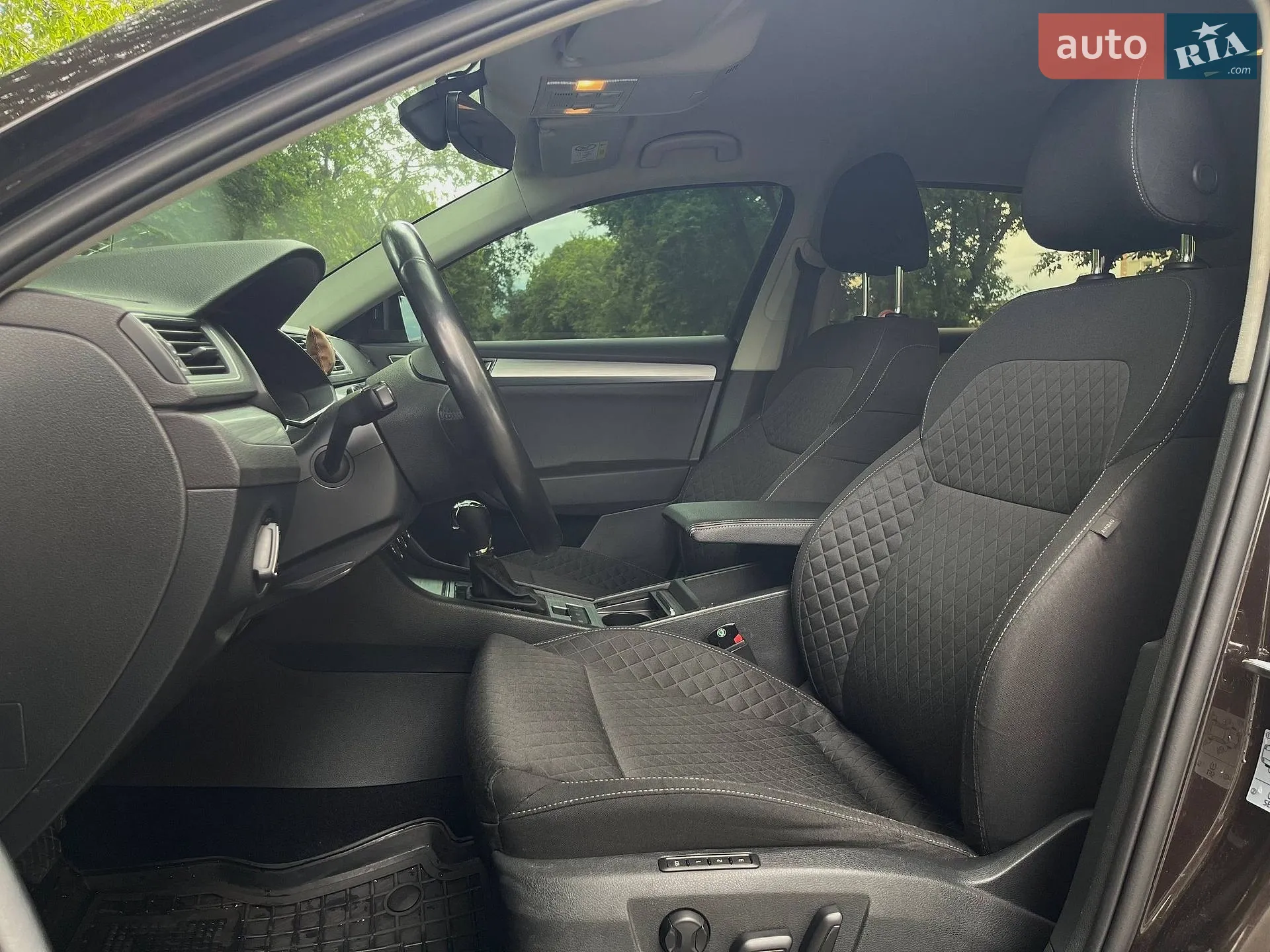 2019 Skoda Superb - мініатюра 25