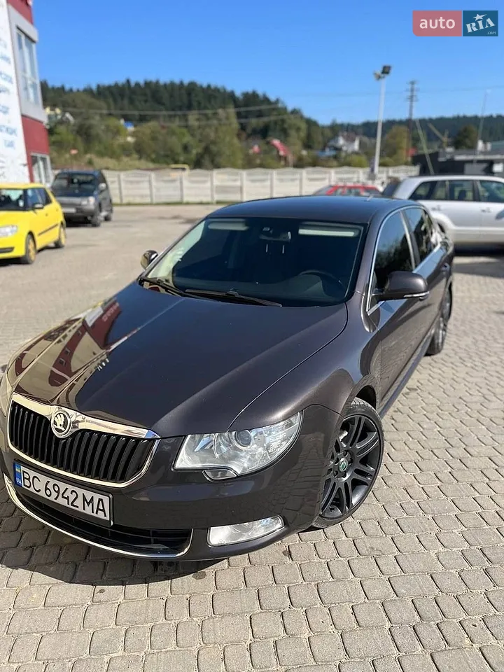 2011 Skoda Superb - мініатюра 18