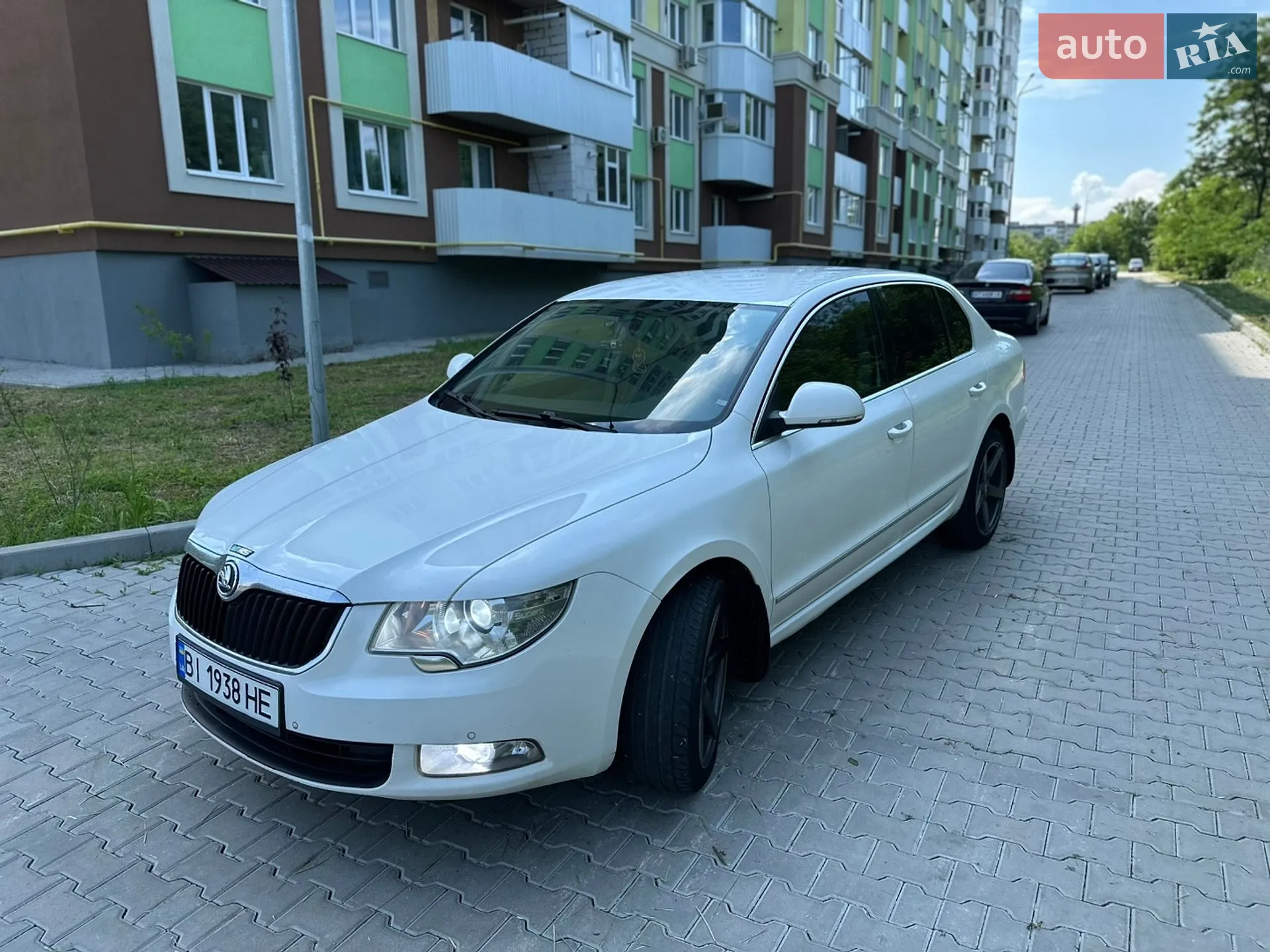 2010 Skoda Superb - фото 1