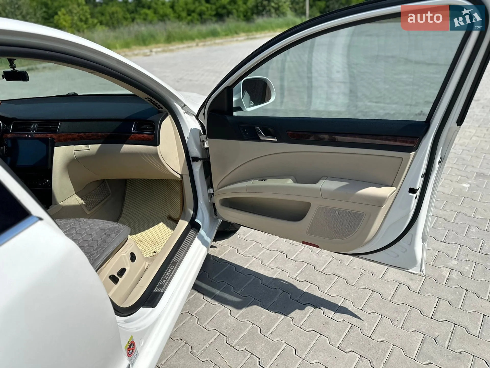 2010 Skoda Superb - мініатюра 24