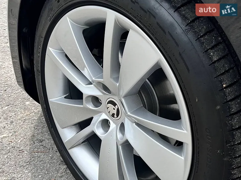 Skoda Superb 2022 VIN TMBAH7NP7N7010406 фото оголошення 22 з 78