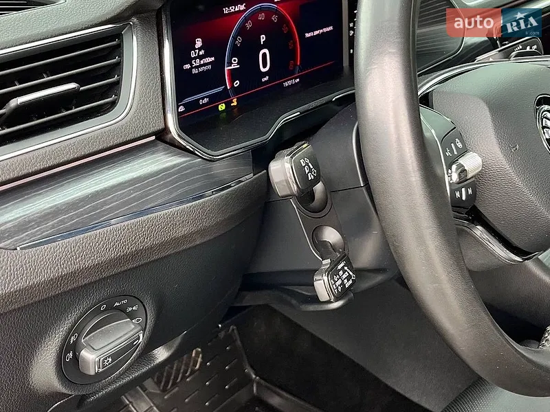 Skoda Superb 2022 VIN TMBAH7NP7N7010406 фото оголошення 30 з 78