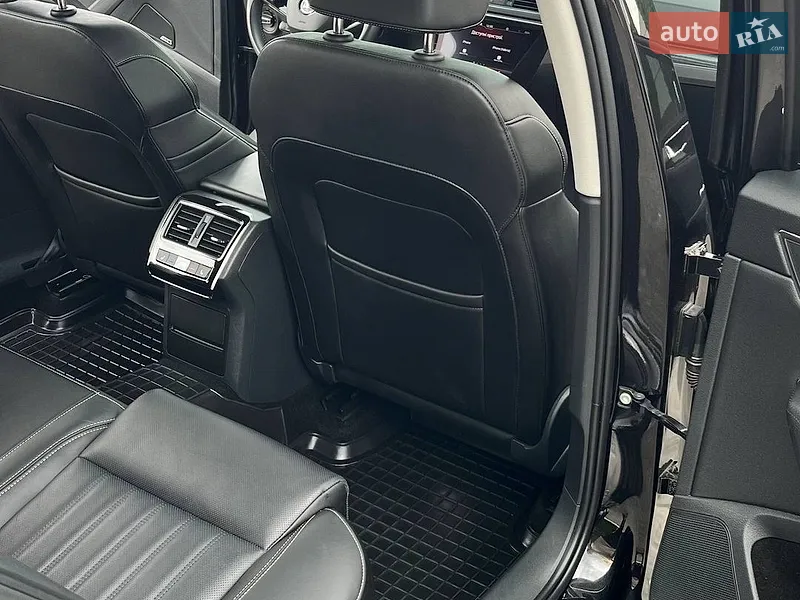 Skoda Superb 2022 VIN TMBAH7NP7N7010406 фото оголошення 35 з 78