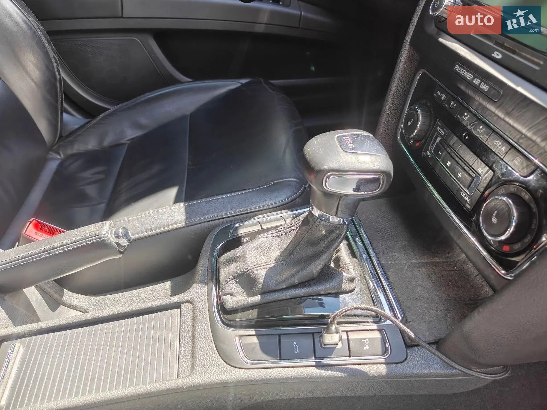 2010 Skoda Superb - мініатюра 7