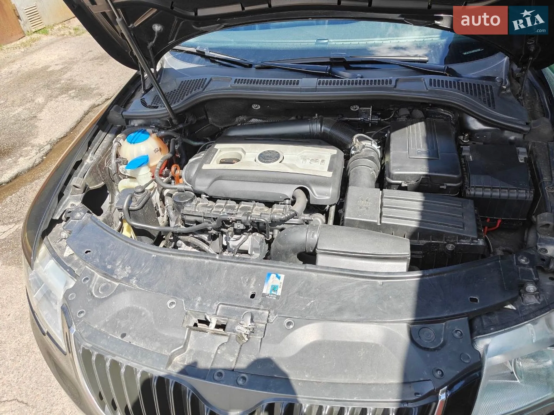 2010 Skoda Superb - мініатюра 14
