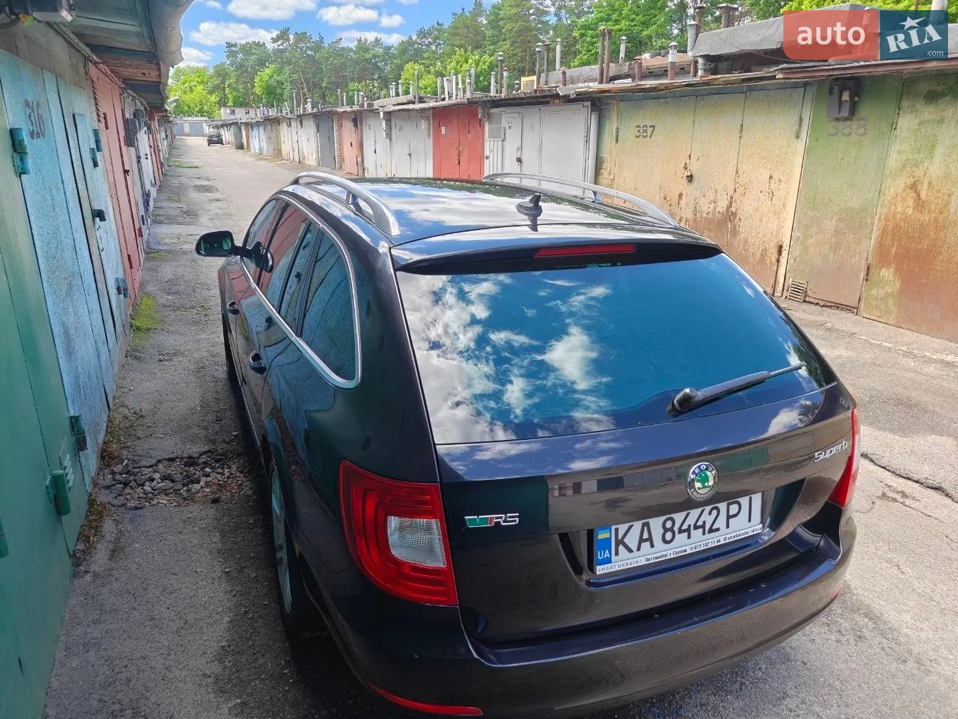 2010 Skoda Superb - мініатюра 75