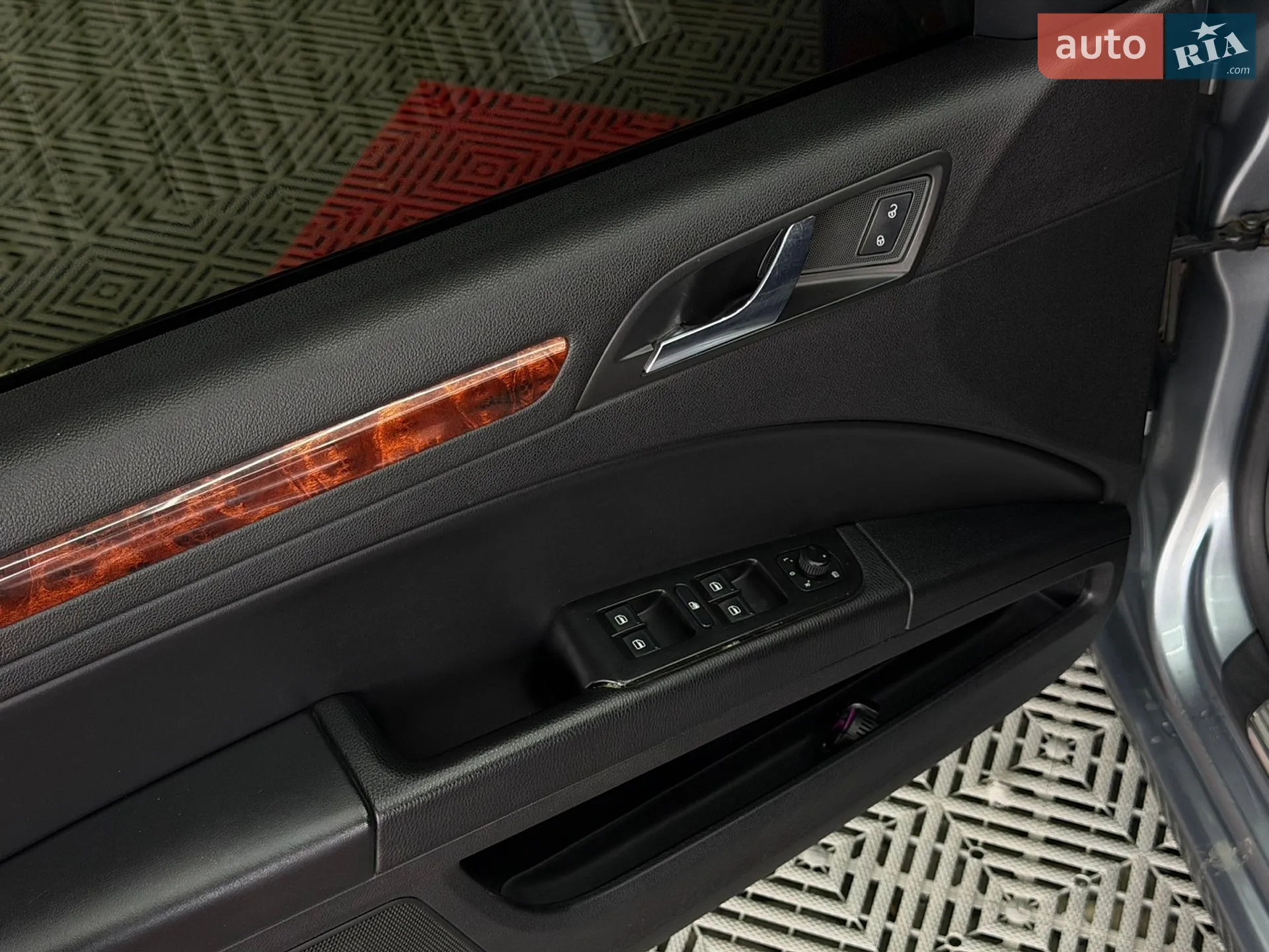 2010 Skoda Superb - мініатюра 34
