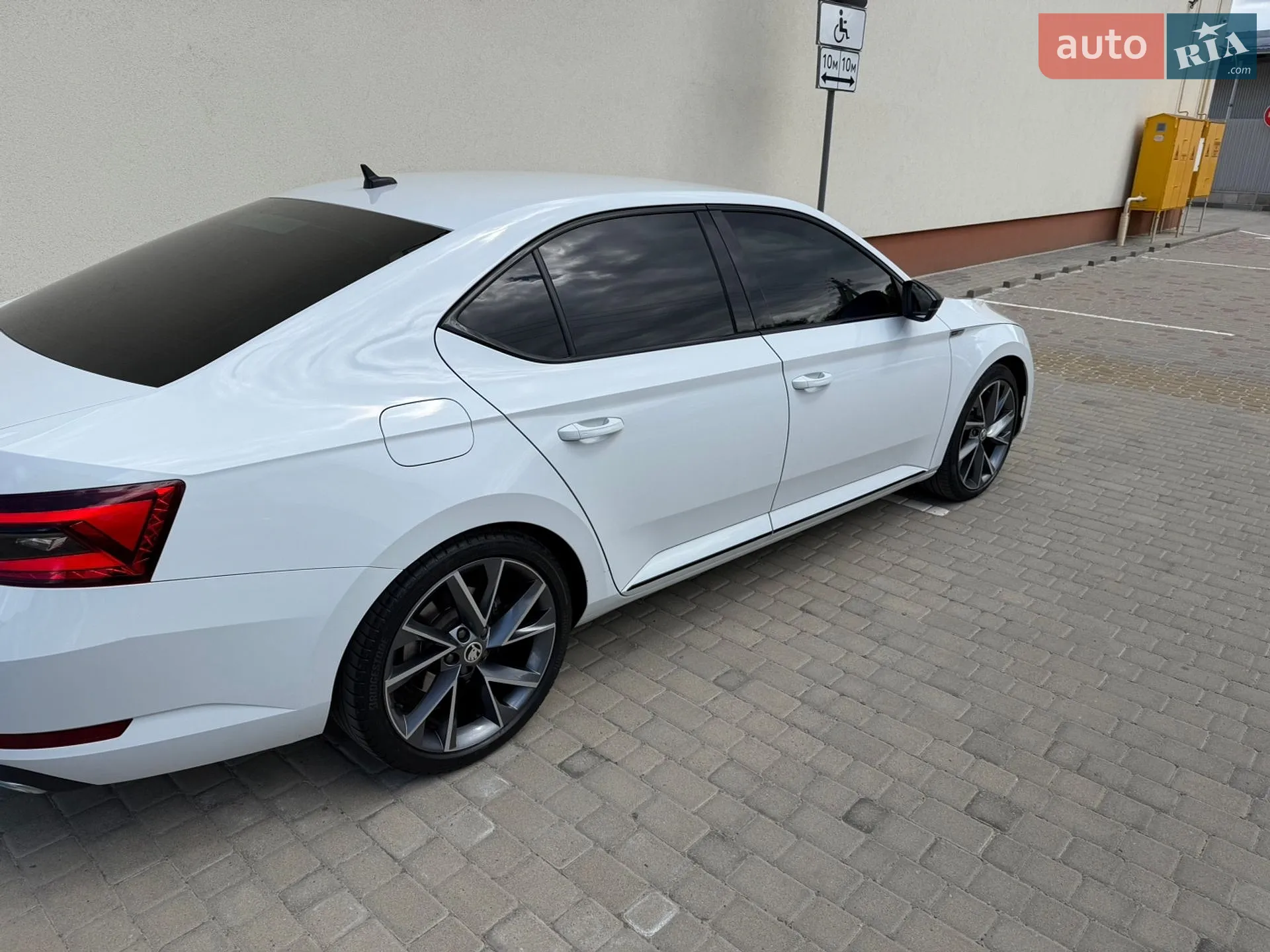 2020 Skoda Superb - мініатюра 10