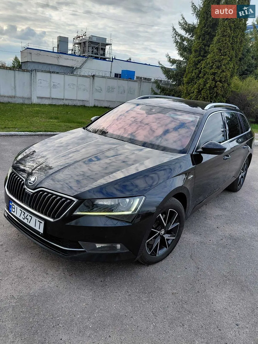2017 Skoda Superb - мініатюра 4