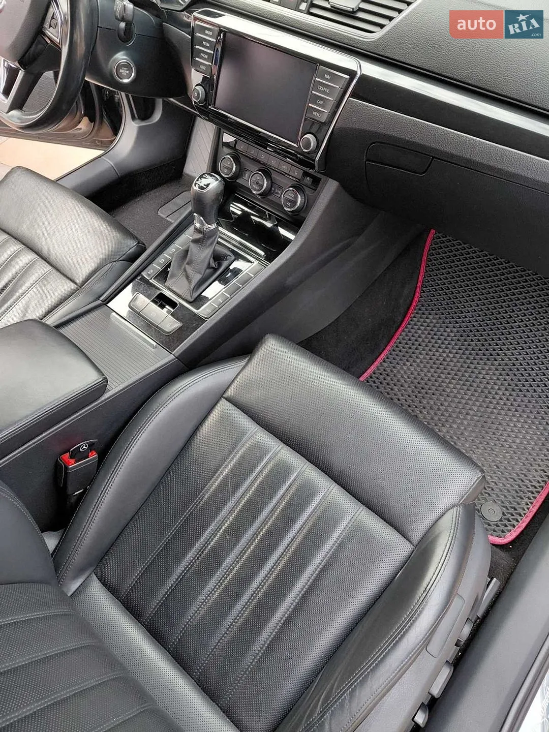 2017 Skoda Superb - мініатюра 17