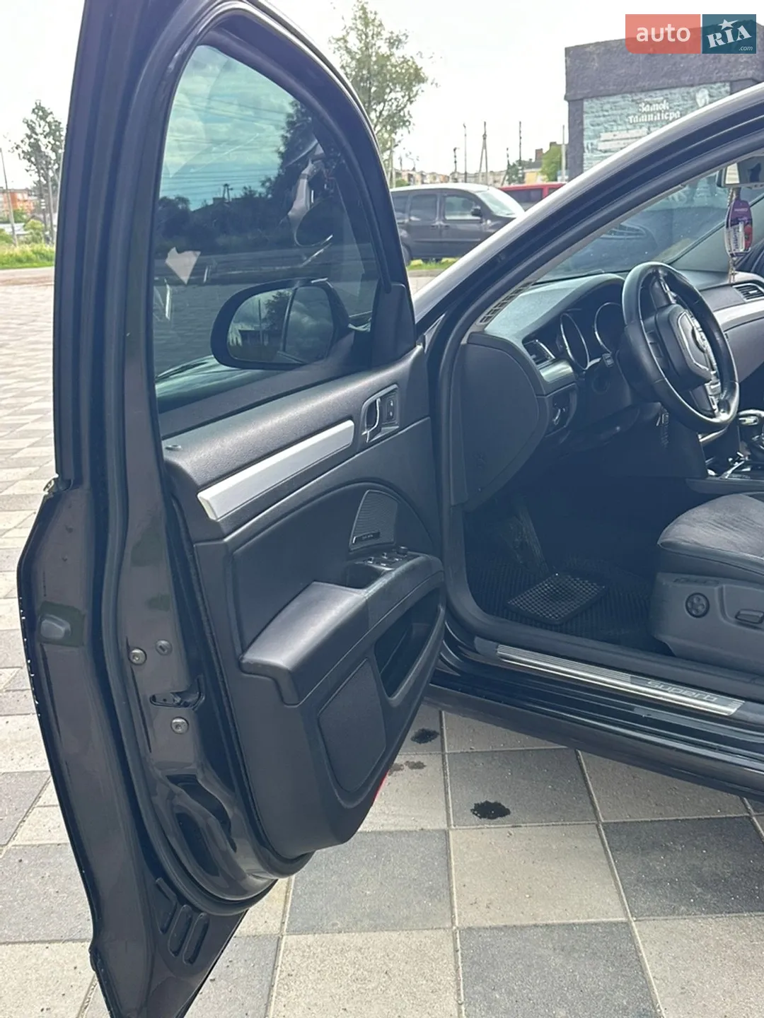 2010 Skoda Superb - мініатюра 19