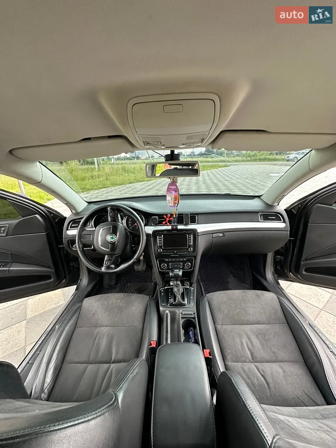 2010 Skoda Superb - мініатюра 24