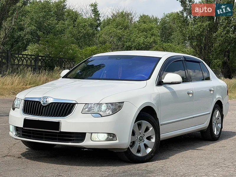 Skoda Superb 2011 VIN TMBJJ73T2C9040113 фото оголошення 40 з 76