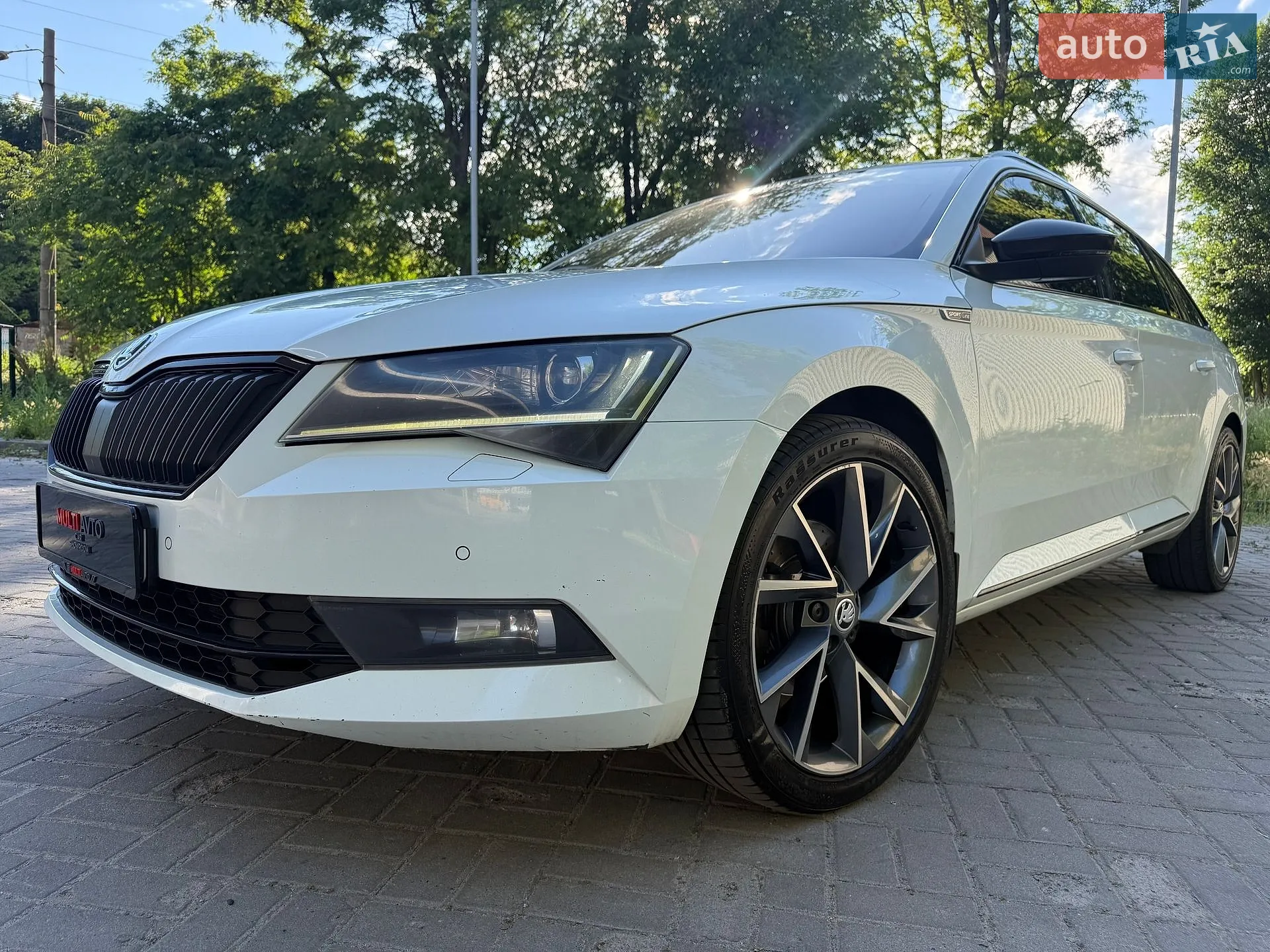 2017 Skoda Superb - мініатюра 5