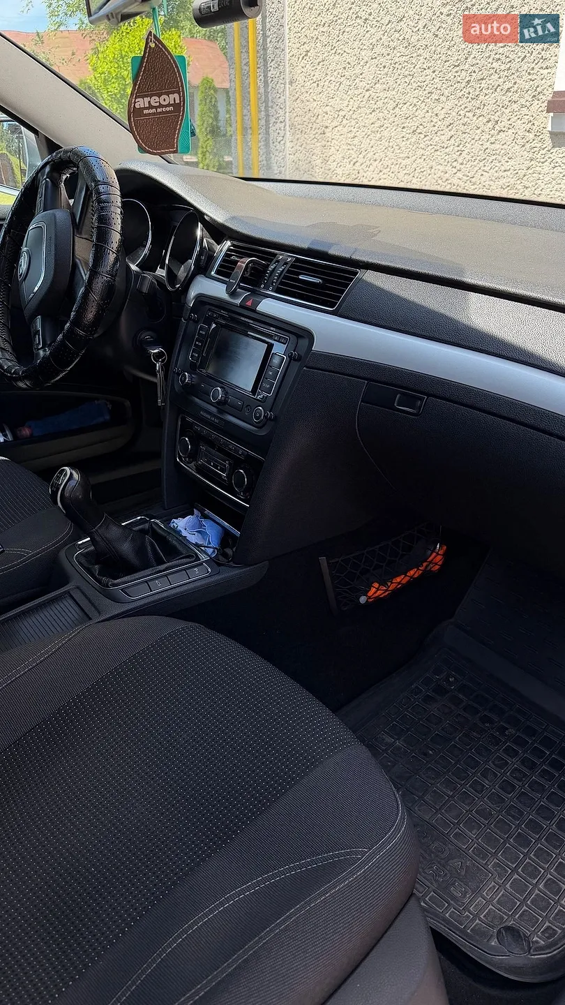 2012 Skoda Superb - фото 1