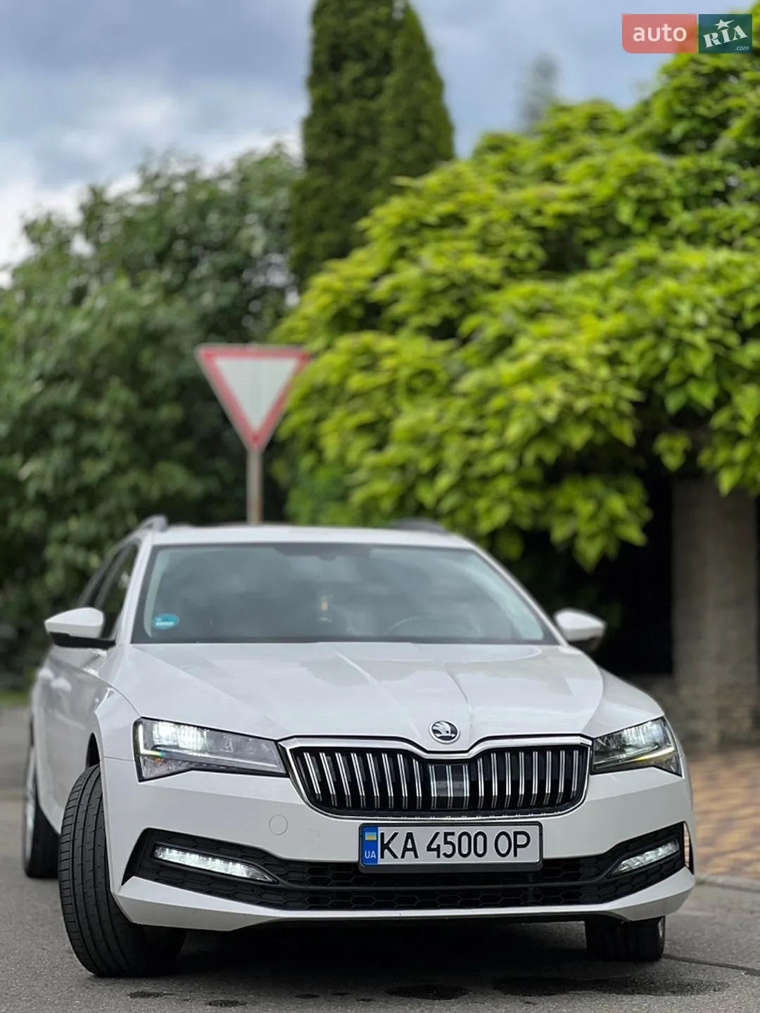 2019 Skoda Superb - мініатюра 7