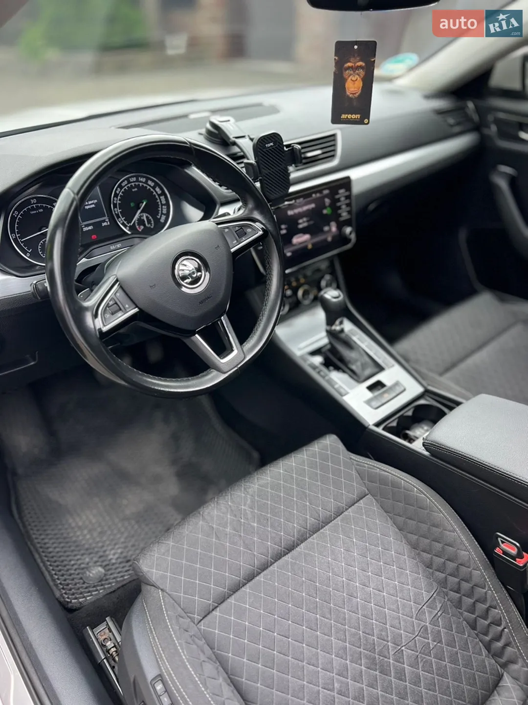2019 Skoda Superb - мініатюра 14